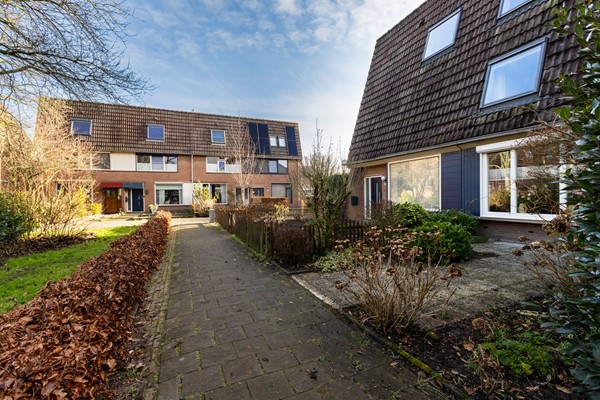 Foto - Te koop: Fijne gezinswoning met carport!